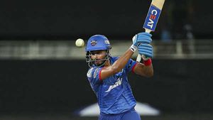 IPL 2021: എസ്ആര്‍എച്ച് പുറത്തേക്ക്, ഡിസിക്ക് ഉജ്ജ്വല ജയം- വീണ്ടും ഒന്നാമത്