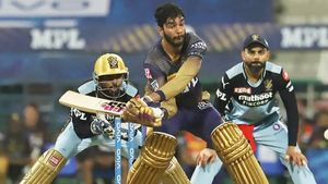 IPL 2021: ആരാണ് വെങ്കടേഷ് അയ്യര്‍? കെകെആറിന്റെ 'തുറപ്പുചീട്ട്', പ്രതിഫലം, പ്രായം, എല്ലാം അറിയാം