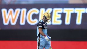 IPL 2021: കോലിയുടെ പുറത്താകല്‍ അധികം ചര്‍ച്ചയാക്കേണ്ട, മികച്ച പന്തായിരുന്നു അത്- പാര്‍ഥിവ് പട്ടേല്‍