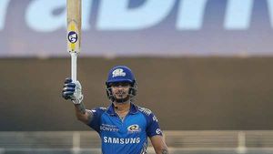 IPL 2021: ഇടിവെട്ടായി ഇഷാന്‍, അതിവേഗ ഫിഫ്റ്റി- വമ്പന്‍ റെക്കോര്‍ഡ്