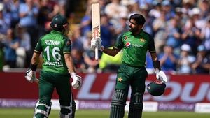T20 World Cup 2021: അവസാന രണ്ട് ലോകകപ്പിലും സെമി കാണാതെ പാക് നിര, കണക്കുകളില്‍ ഇന്ത്യ ഹാപ്പി