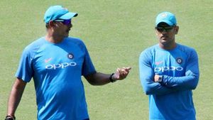 T20 World Cup 2021: 'ഭയന്നത് തന്നെ സംഭവിച്ചു', എംഎസ് ധോണി-രവി ശാസ്ത്രി ബന്ധത്തില്‍ വിള്ളല്‍?