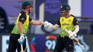 T20 World Cup: ബംഗ്ലാ കടുവകളെ സഞ്ചിയിലാക്കി കംഗാരുപ്പട, ഓസീസിന് വമ്പന്‍ ജയം