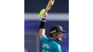 T20 World Cup: ടി20യില്‍ സിക്‌സര്‍ വീരനായി ഗപ്റ്റില്‍, വമ്പന്‍ റെക്കോര്‍ഡ്- രണ്ടാമന്‍ രോഹിത്