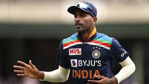 IND vs NZ: ഹര്‍ദിക് പാണ്ഡ്യയെ എന്തിന് ഒഴിവാക്കി? ടീമില്‍ വേണമായിരുന്നു- ആകാശ് ചോപ്ര