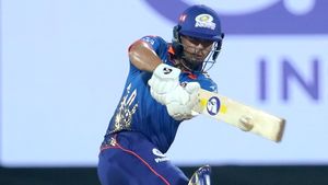 IPL 2022: 'ഹര്‍ദിക്കിനെ വേണ്ട ഇഷാനെ മതി', മുംബൈ നിലനിര്‍ത്തേണ്ട താരങ്ങളെ തിരഞ്ഞെടുത്ത് പഠാന്‍
