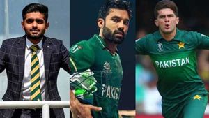 IPL 2022: പാക് താരങ്ങള്‍ കളിച്ചാല്‍ ഇവര്‍ക്കു കോടികളുറപ്പ്! ഫ്രാഞ്ചൈസികള്‍ പിടിവലി നടത്തും