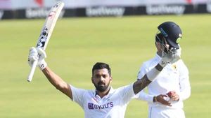 IND vs SA: രാഹുലിന് സെഞ്ച്വറി, മിന്നിച്ച് മായങ്ക്- ഇന്ത്യക്കു തകര്‍പ്പന്‍ തുടക്കം