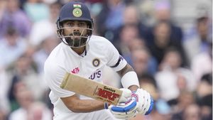 IND vs NZ: ഇന്ത്യയെ രക്ഷിച്ച് മായങ്കിന്റെ സെഞ്ച്വറി, ഭേദപ്പെട്ട തുടക്കം