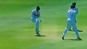 IND vs SA: 'പന്ത് പിടിക്കടോ...', പീറ്റേഴ്‌സന്റെ അനായാസ ക്യാച്ച് കൈവിട്ട് പുജാര, ട്രോളുമായി ആരാധകര്‍