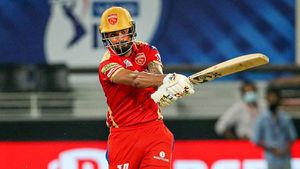 IPL 2022:ലഖ്‌നൗ,അഹമ്മദാബാദ് ടീമുകള്‍ നോട്ടമിടുന്നത് ആരെയൊക്കെ?,അശ്വിനും ധവാനുമില്ല,പട്ടിക ഇതാ