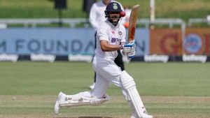 IND vs SA:രഹാനെക്ക് നാണക്കേട്, കോലിക്ക് 'ചരിത്ര' നേട്ടം, ആദ്യ ദിനത്തിലെ പ്രധാന റെക്കോഡുകളിതാ