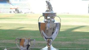 Ranji trophy 2022: രണ്ടു ഘട്ടങ്ങളായി പുതിയ സീസണ്‍, നോക്കൗട്ട് ഐപിഎല്ലിനു ശേഷം