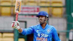 IND vs WI: അരങ്ങേറ്റം ധോണിക്കു കീഴില്‍, പിന്നെ 'കാണാതായി'- ധവാന്‍ വീണ്ടും ടീമിലേക്ക്