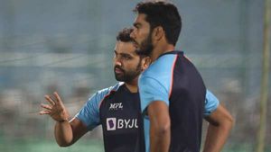 IND vs WI: ഇന്ത്യ 'രക്ഷപ്പെട്ടു', നയിക്കാന്‍ രോഹിത്തെത്തും- ടി20 പരമ്പരയ്ക്കുള്ള സാധ്യതാ ടീം