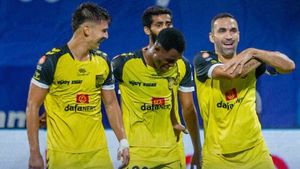 ISL 2021-22: ബെംഗളൂരുവിനെ വീഴ്ത്തി ഹൈദരാബാദ്, വീണ്ടും വിജയവഴിയില്‍- ഒന്നാംസ്ഥാനം ഉറപ്പാക്കി