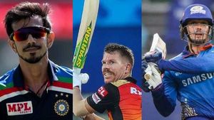 IPL 2022: ഇവര്‍ക്ക് നിരാശ, ഇതിലും കൂടുതല്‍ പ്രതിഫലം അര്‍ഹിച്ചിരുന്നു, ആഞ്ച് പേരിതാ