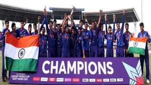 U 19 World Cup: ചരിത്രം പിറന്നു, അഞ്ചാം കിരീടത്തില്‍ മുത്തമിട്ട് ഇന്ത്യ, ഇംഗ്ലണ്ട് ചാരം