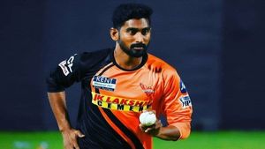 IPL 2022: 20 ലക്ഷം അടിസ്ഥാന വില, എന്നാല്‍ കോടികള്‍ വാരും, ഇന്ത്യയുടെ മൂന്ന് യുവ പേസര്‍മാര്‍ ഇതാ