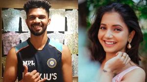IPL 2022: ആരാണ് റുതുരാജിനെ മയക്കിയ സുന്ദരി? കാമുകി സയാലി സഞ്ജീവിനെക്കുറിച്ച് അറിയാം