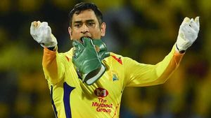 IPL 2023: ധോണി വിരമിക്കുന്നു?, നിര്‍ണ്ണായക പ്രഖ്യാപനം നാളെ, സസ്‌പെന്‍സുയര്‍ത്തി പോസ്റ്റ്