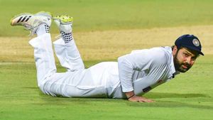 ICC Ranking: ഇന്ത്യക്കു നല്ല കാലം, രോഹിത്തിന് കഷ്ടകാലം!- ടെസ്റ്റിലും ഏകദിനത്തിലും പിന്നോട്ട്