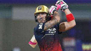 IPL 2022: മെലിഞ്ഞ അവനെക്കൊണ്ട് വലിയ ഷോട്ട് നടക്കില്ലെന്ന് പലരും കരുതി!- പുകഴ്ത്തി ഡുപ്ലെസി