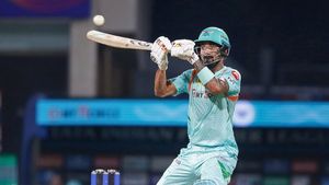 IPL 2022: മണ്ടന്‍ ക്യാപ്റ്റന്‍സി, ഗോള്‍ഡന്‍ ഡെക്ക്, രാഹുലിനെ ട്രോളി ആരാധകര്‍, പ്രതികരണങ്ങള്‍