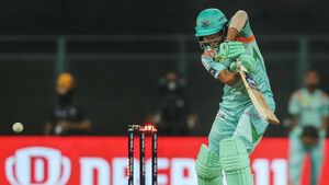 IPL 2022: 'ഇനിയും മനീഷ് ടീമില്‍ വേണ്ട', മോശം പ്രകടനത്തിന് രൂക്ഷ വിമര്‍ശനം, പ്രതികരണങ്ങള്‍