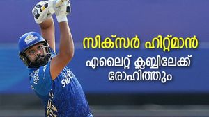 IPL 2022: 200 സിക്‌സ്, ചരിത്ര നേട്ടത്തിലേക്ക് ഹിറ്റ്മാനും, ഗെയ്‌ലിനൊപ്പം എലൈറ്റ് ക്ലബ്ബില്‍