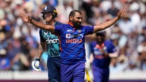 IND vs ENG: 'ഷമി വെറും ഹീറോയല്ല, സൂപ്പര്‍ ഹീറോ', ബട്‌ലറുടെ സ്റ്റംപെടുത്തു, വമ്പന്‍ റെക്കോഡ്