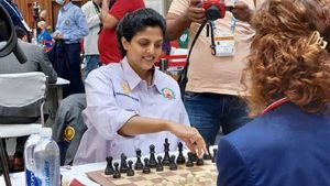 Chess Olympiad 2022: സല്യൂട്ട് ഹരിക! അമ്മയാവാനിരിക്കെ രാജ്യത്തിനായി ചതുരംഗക്കളത്തില്‍