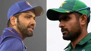 Asia Cup: ഇന്ത്യ 'സൈക്കോളജിക്കല്‍ മൂവ്' നടത്തണം, കഴിഞ്ഞ തവണ പാക് ടീം ചെയ്തത് അതാണ്