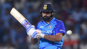 IND vs AUS T20: 'ഇന്ത്യക്ക് വേണ്ടത് ഈ രോഹിത്തിനെ', ആരാധകരും ഹാപ്പി, ജാഫര്‍ പറയുന്നു