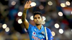 IND vs SA: സൂര്യ ഹീറോടാ ഹീറോ! ധവാന്റെ ആ റെക്കോര്‍ഡ് ഇനിയില്ല, തകര്‍ത്തെറിഞ്ഞു