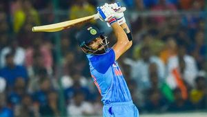 T20 World Cup 2022: കോലീ!!! റിയല്‍ കിങ്, പത്തിമടക്കി പാക് പട, ത്രില്ലിങ് വിജയം