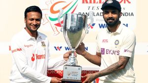 IND vs BAN: ടെസ്റ്റില്‍ ഇന്ത്യ സൂക്ഷിക്കേണ്ടത് ഈ മൂന്നു പേരെ! ജയിക്കാന്‍ ഇവരെ പൂട്ടണം