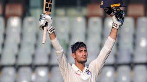 IPL 2023: റെയില്‍വേ ക്ലാര്‍ക്ക്, ഇപ്പോള്‍ ഹൈദരാബാദ് താരം! ആരാണ് ഉപേന്ദ്ര യാദവ്?