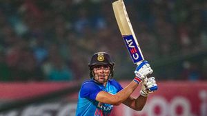 IND vs NZ: ഗില്ലിന് ഒരു ഫോര്‍മാറ്റ് മാത്രമേ കഴിയൂ! ആത്മവിശ്വാസം തകര്‍ക്കരുത്, ഫാന്‍സ് പറയുന്നു