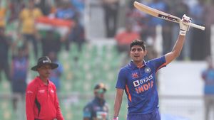 IND vs SL: സോറി ഇഷാന്‍, ഓപ്പണര്‍ സീറ്റ് ഗില്‍ ഉറപ്പിച്ചു! ഗംഭീര സെഞ്ച്വറി-ആരാധകരും ഹാപ്പി