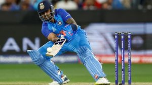 IND vs SL: സൂര്യയെ ഫ്‌ളോപ്പാക്കിയത് വൈസ് ക്യാപ്റ്റന്‍സി! കോലിയല്ലാതെ ആരും അതു 'താങ്ങില്ല'