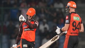 IPL 2023: തട്ടകത്തില്‍ തലകുനിച്ച് ഡല്‍ഹി, ആറാം തോല്‍വി- പൊരുതി നേടി ഹൈദരാബാദ്