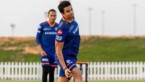 IPL 2023: അര്‍ജുന്‍ ടെണ്ടുല്‍ക്കര്‍ എവിടെ? കരിയര്‍ നശിപ്പിക്കുന്നു! ആരാധകര്‍ കലിപ്പില്‍