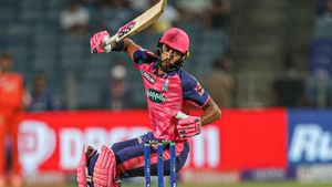 IPL 2023: സഞ്ജു എന്തിന് മടിക്കണം! മലയാളി സ്‌നേഹമോ? ദേവ്ദത്തിനെ പുറത്താക്കൂ