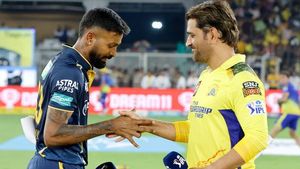 IPL 2023: 3/3! മുംബൈയ്ക്കു വിശ്രമിക്കാം, ചെന്നൈയുടെ പുതിയ 'അച്ഛന്‍' ഗുജറാത്ത് തന്നെ