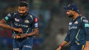 IPL 2023: ധോണിയാകാന്‍ ശ്രമിച്ചു, പക്ഷെ പണി പാളി! ഹര്‍ദിക് കാട്ടിയത് മണ്ടത്തരം- വിമര്‍ശനം