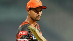 IPL 2023: മായങ്ക് രാഹുലിനെപ്പോലെ, യൂസ്‌ലെസ് പ്ലെയര്‍! അടുത്ത തവണ ആരും വാങ്ങില്ല