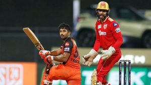 IPL 2023: ത്രിപാഠി ഷോ, പഞ്ചാബിനെ പൂട്ടി ഹൈദരാബാദ്, ധവാന്‍ വെടിക്കെട്ട് പാഴായി