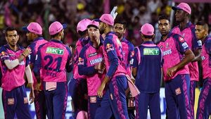 IPL 2023: സഞ്ജുവിന് കൈയടിക്കാം! സിഎസ്‌കെയെ പൂട്ടിക്കെട്ടിയ മാസ്റ്റര്‍പ്ലാന്‍- ആ രണ്ടോവര്‍ കളിമാറ്റി
