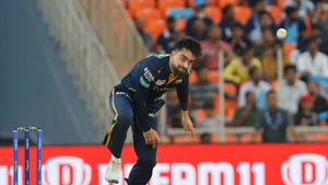 IPL 2023: തോല്‍വിയിലും തലയുയര്‍ത്തി റാഷിദ്! ഹാട്രിക് വിക്കറ്റ്, സീസണിലാതാദ്യം- റെക്കോഡ്